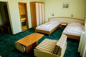 Фото номера Полулюкс Делюкс Отель Struma Hotel г. Pernik 11