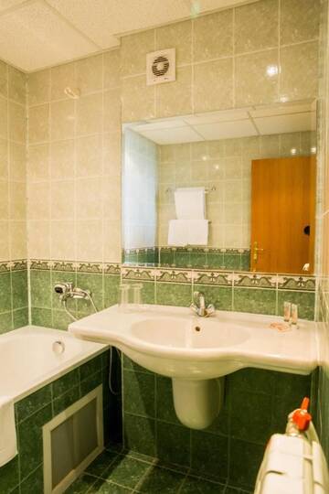 Фото номера Полулюкс Делюкс Отель Struma Hotel г. Pernik 5